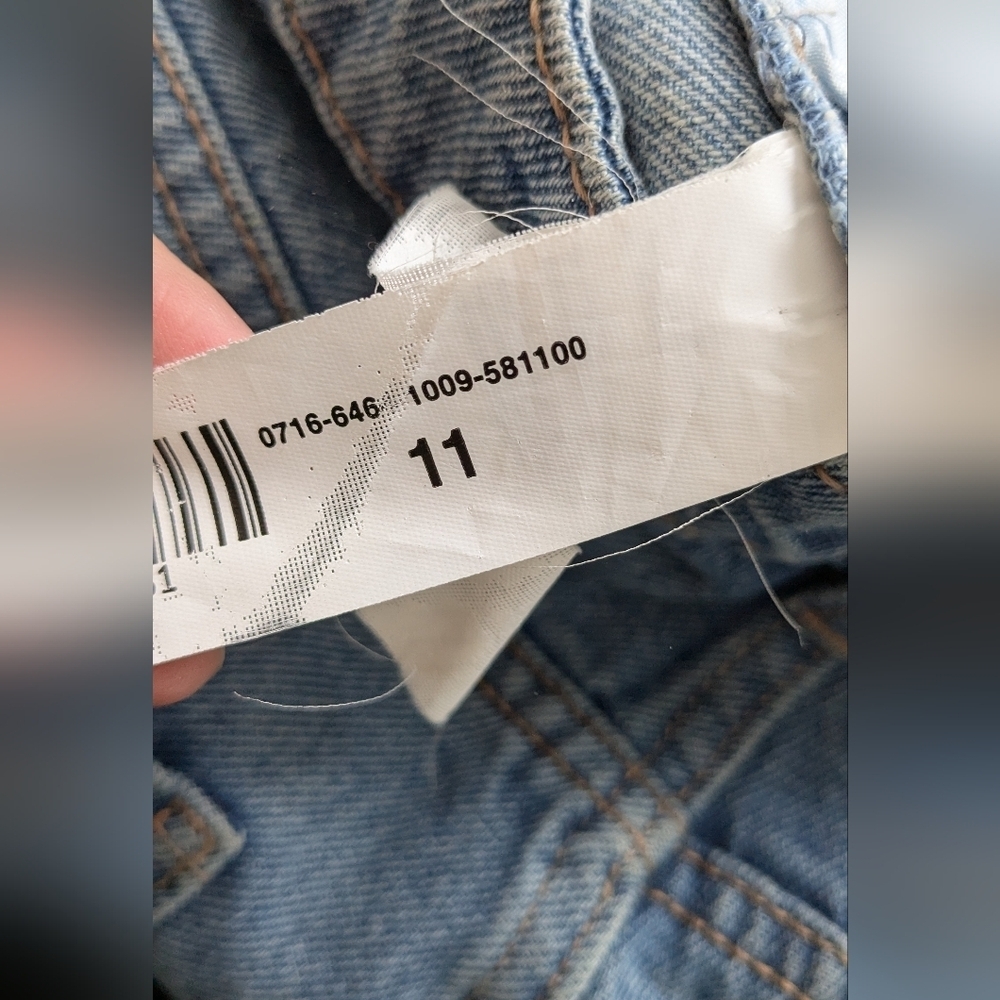 Refuge Denim Sz 11 Loose Tapered High Waist Crossover Jeans - midwash blue jeans - Picture 10 of 14